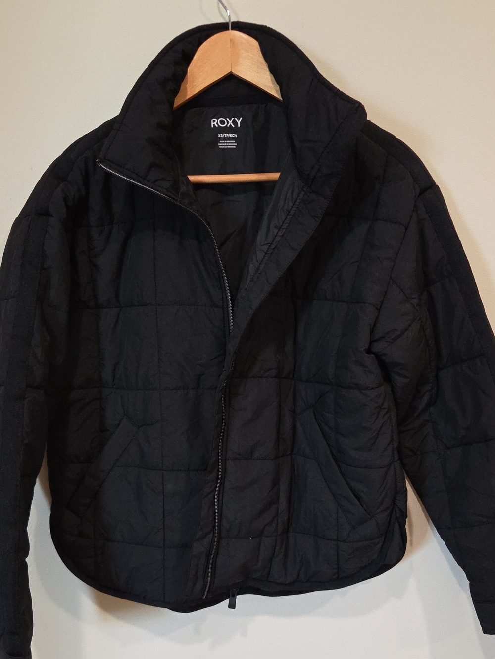 Roxy Black Quilted Zip-Up Jacket